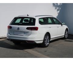 Volkswagen Passat 2.0 TDI 110kW - 7