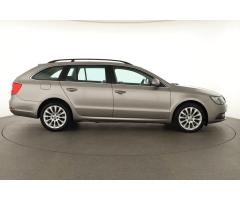 Škoda Superb 2.0 TDI 103kW - 8