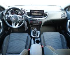 Kia Cee`d 1.5 T-GDI 118kW - 10