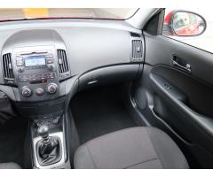 Hyundai i30 1.4 CVVT 80kW - 11