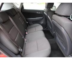 Hyundai i30 1.4 CVVT 80kW - 13