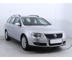 Volkswagen Passat 1.8 TSI 118kW - 1