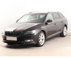 ŠKODA SUPERB COMBI 2.0TDI 140 LAURIN&K 4X4 DSG 7ST