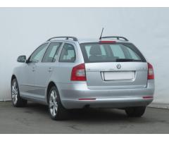 ŠKODA SUPERB COMBI 2.0TDI 140 LAURIN&K 4X4 DSG 7ST