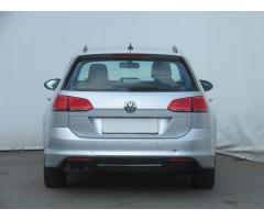 Volkswagen Golf 2.0 TDI 110kW - 6