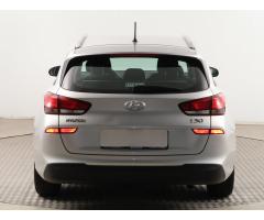 Hyundai i30 1.0 T-GDI 88kW - 6