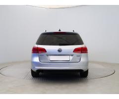 Volkswagen Passat 2.0 TDI 103kW - 6