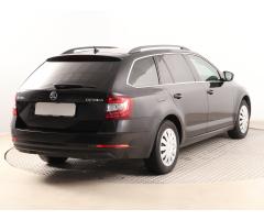 Škoda Octavia 1.6 TDI 85kW - 7