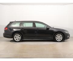 Volkswagen Passat 1.6 TDI 88kW - 8