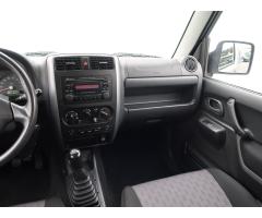 Suzuki Jimny 1.5 DDiS 63kW - 11