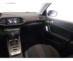 Peugeot 308 1.2 PureTech 96kW - 11