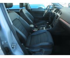 Volkswagen Golf 2.0 TDI 110kW - 12