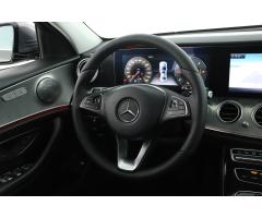 Mercedes-Benz Třídy E E 220 d 143kW - 14