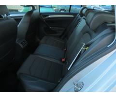 Volkswagen Golf 2.0 TDI 110kW - 15