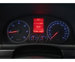 Volkswagen Touran 2.0 TDI 125kW - 17