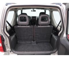 Suzuki Jimny 1.5 DDiS 63kW - 19