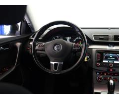 Volkswagen Passat 2.0 TDI 103kW - 23