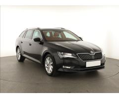 ŠKODA SUPERB COMBI 2.0TDI 140 LAURIN&K 4X4 DSG 7ST