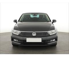 Volkswagen Passat 2.0 TDI 110kW - 2