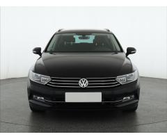 Volkswagen Passat 2.0 TDI 110kW - 2