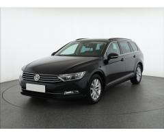 Volkswagen Passat 2.0 TDI 110kW - 3