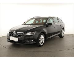 ŠKODA SUPERB COMBI 2.0TDI 140 LAURIN&K 4X4 DSG 7ST