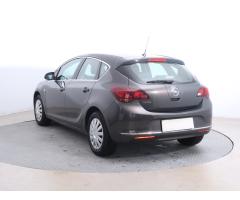 Opel Astra 1.4 16V 74kW - 5