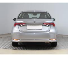 Toyota Corolla 1.5 VVT-i 92kW - 6