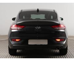 Hyundai i30 1.5 T-GDI MHEV 118kW - 6