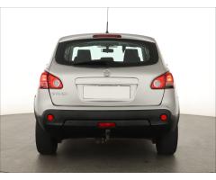 Nissan Qashqai 1.6 84kW - 6