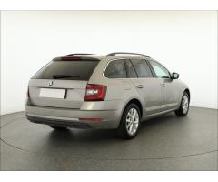 Škoda Octavia 2.0 TDI 135kW - 7