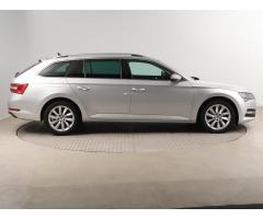 Škoda Superb 2.0 TDI 110kW - 8