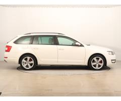 Škoda Octavia 2.0 TDI 110kW - 8