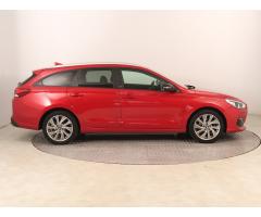 Hyundai i30 1.4 T-GDI 103kW - 8