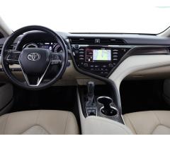 Toyota Camry 2.5 Hybrid 160kW - 9