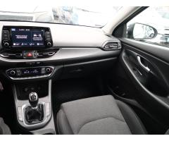 Hyundai i30 1.5 T-GDI MHEV 118kW - 11