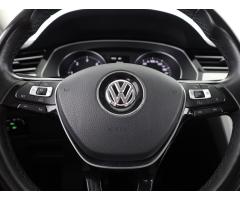 Volkswagen Passat 2.0 TDI 110kW - 14