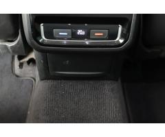 Volkswagen Passat 2.0 TDI 110kW - 17