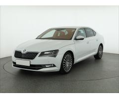 Škoda Superb 2.0 TDI 140kW - 3