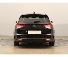 Kia Cee`d 1.5 T-GDI 118kW - 6