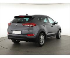 Hyundai Tucson 1.7 CRDi 85kW - 7