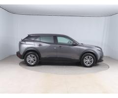 Peugeot 2008 1.2 PureTech 96kW - 8