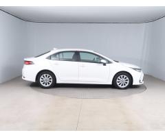 Toyota Corolla 1.5 VVT-i 92kW - 8