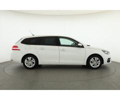 Peugeot 308 1.5 BlueHDi 96kW - 8