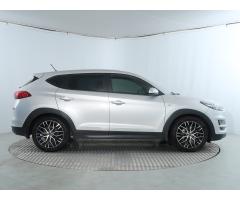 Hyundai Tucson 1.6 GDI 97kW - 8