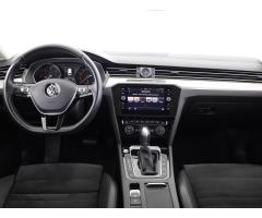 Volkswagen Passat 2.0 TDI 140kW - 9