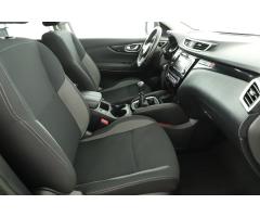 Nissan Qashqai 1.3 DIG-T 103kW - 10