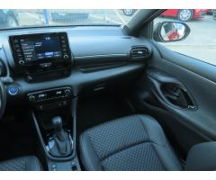 Toyota Yaris 1.5 VVT-i Hybrid 85kW - 11