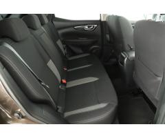 Nissan Qashqai 1.3 DIG-T 103kW - 11