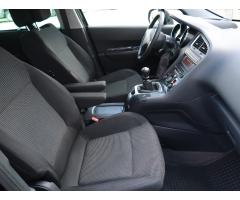 Peugeot 5008 1.6 HDi 82kW - 12